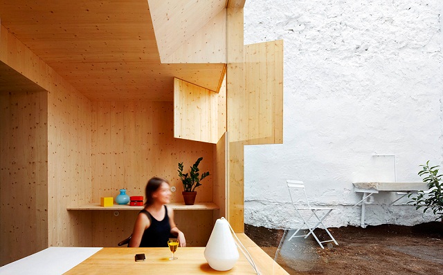 Студия для дизайнеров и архитекторов в Барселоне, Испания