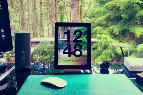 Часы Хамелион для iPhone & iPad