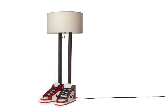 Креативная лампа “6ft 6in” от Grotesk x Case Studyo Release