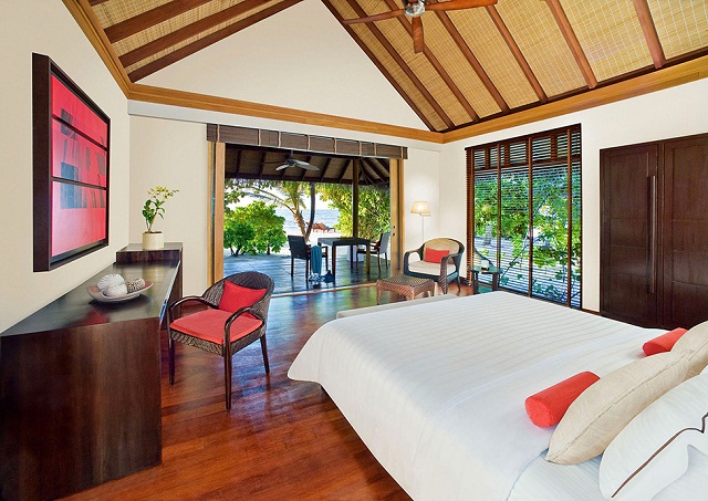 Роскошный отдых в отеле LUX* Maldives