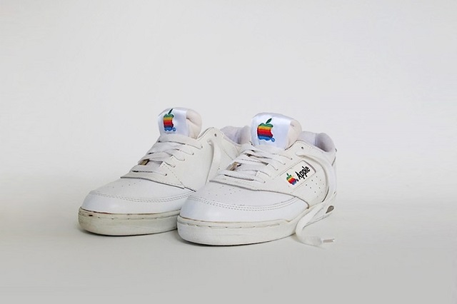 Vintage Apple Sneakercube от Павла Нолберта