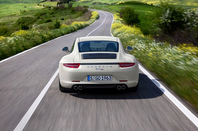 Юбилейный Porsche 911 50 Years