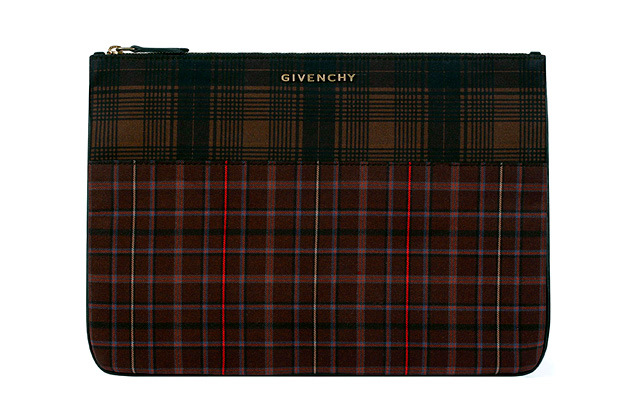 Превью осенне-зимней коллекции аксессуаров Givenchy by Riccardo Tisci 2013