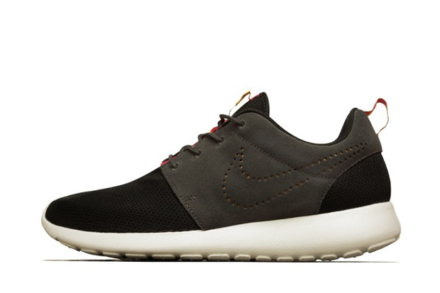 Кроссовки Nike Roshe Run Two-toned Suede