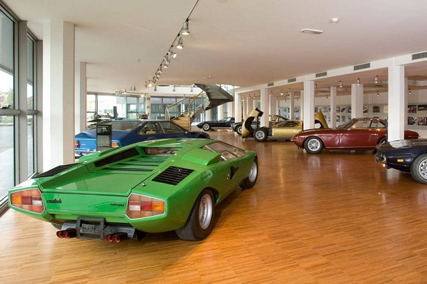Музей Lamborghini на Google Maps