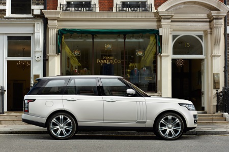 Land Rover представит удлиненную версию Range Rover