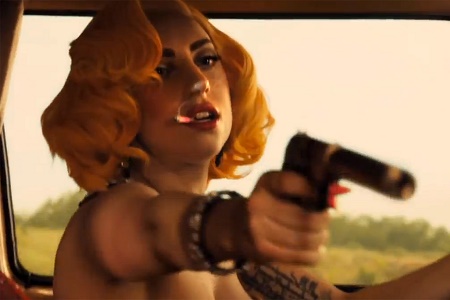 Aura: новая песня Леди Гаги в трейлере "Мачете убивает"