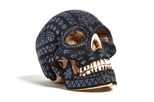 Дизайнерский череп Our Exquisite Corpse Huichol Black