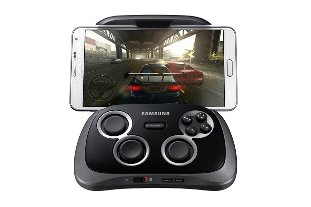Samsung анонсировала геймпад для Android-смартфонов