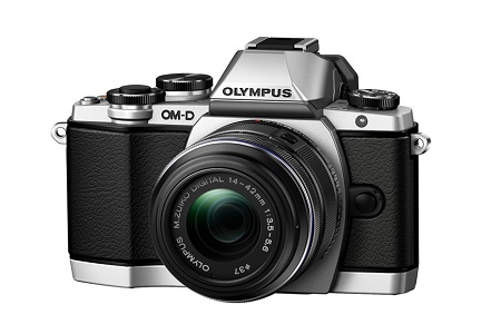 Представлена беззеркальная камера Olympus OM-D E-M10