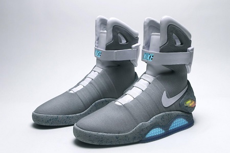 Компания Nike представит самозашнуровывающуюся модель кроссовок из фильма «Назад в будущее»