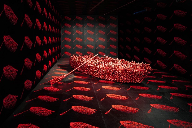 Выставка Яйои Кусама “A Dream I Dreamed” в Шанхае