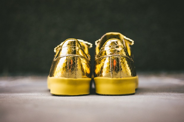 Кеды JS Rod Laver “Gold Foil” от adidas Originals by Jeremy Scott Весна 2014