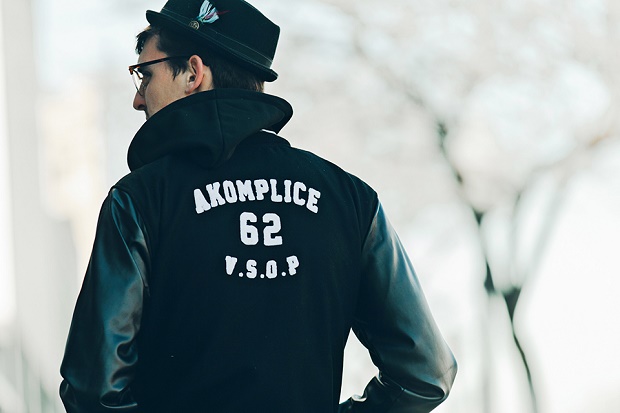 Коллаборация Akomplice x GRiZ Hooded Varsity Jacket
