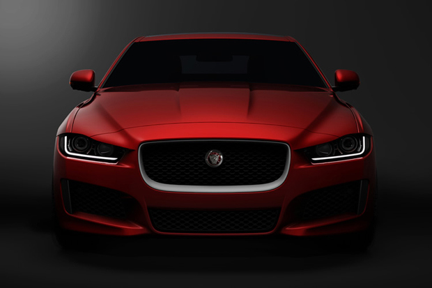 Jaguar выпустил первый тизер компактного седана XE 2015