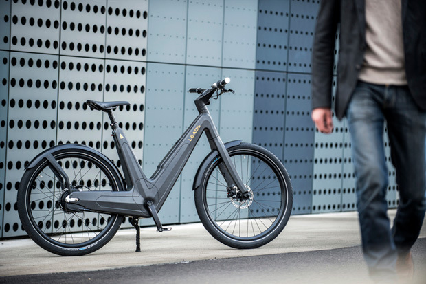 Электрический велосипед из углеродного волокна Leaos