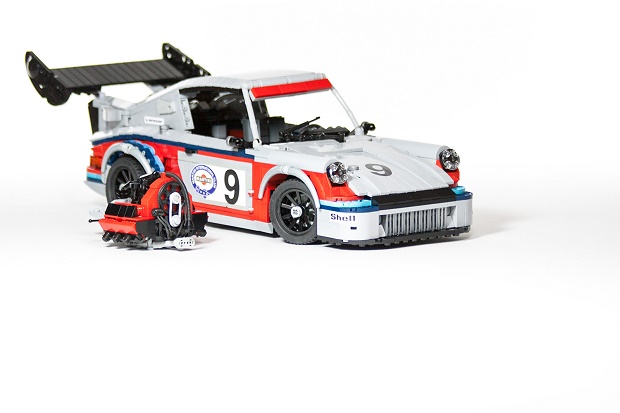 Набор гоночных автомобилей Porsche от LEGO