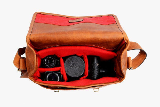 Серия сумок для камер Leica x ONA Berlin