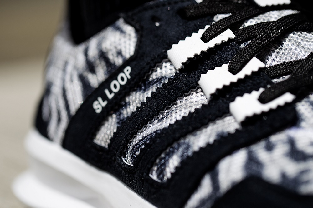 Детальные снимки кроссовок adidas Originals SL Loop Runner