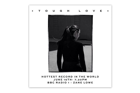 Джесси Уэйр выпустила новую песню «Tough Love»