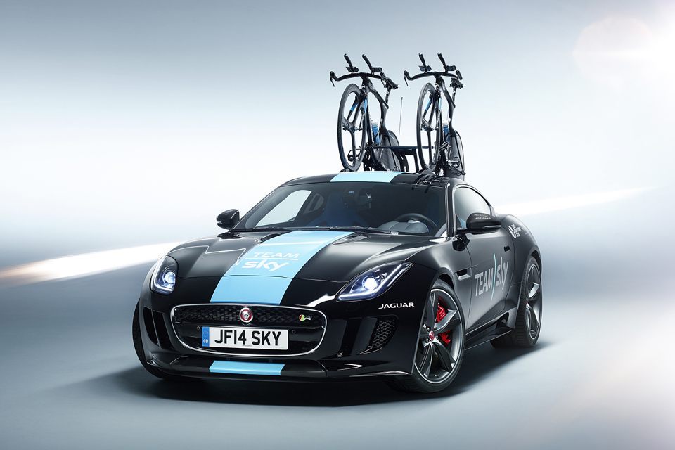 Jaguar подготовил F-Type для велогонки «Тур де Франс»
