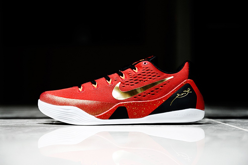 Кроссовки Nike Kobe 9 EM XDR CH