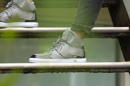 Видео в поддержку новых кроссовок adidas Originals C-10