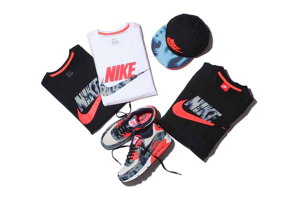 Коллекция atmos x Nike Sportswear “Bleached Denim”