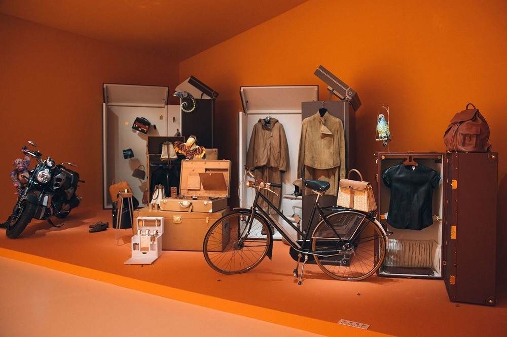 Выставка кожаных изделий от Hermès в Гонконге