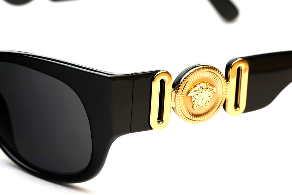Солнцезащитные очки Versace 4265 Iconic Archive Edition