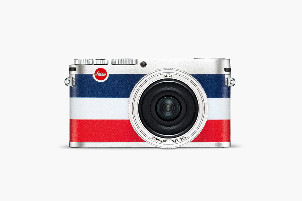 Специальное издание камеры Moncler x Leica X 113