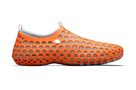 Марк Ньюсон создал кроссовки Nike в стиле чехлов для iPhone 5c