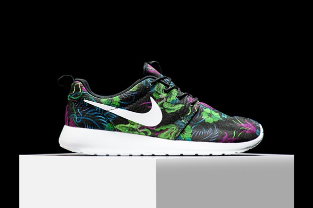 Кроссовки Nike Roshe Run “Smoky Lotus”