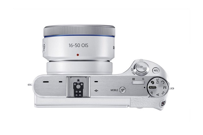 Новая фотокамера Samsung NX500