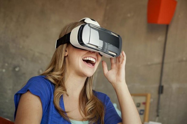 Шлем виртуальной реальности Samsung Gear VR будут выдавать в самолетах