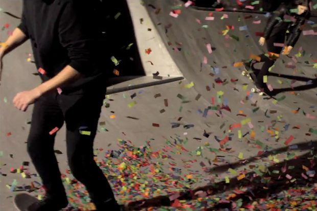 Jamie xx выпустил новый видеоклип на трек "Loud Places"