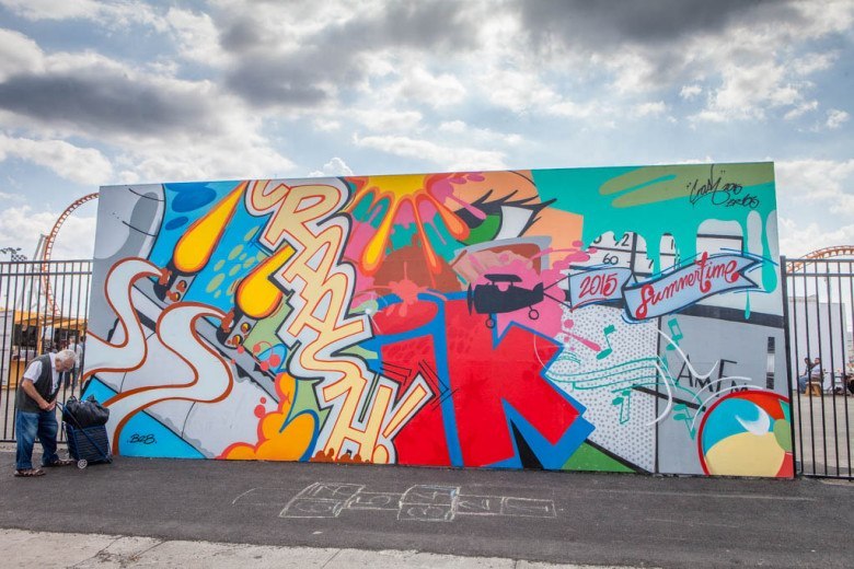 Ben Eine, Shepard Fairey, How and Nosm, Daze и CRASH разрисовали стены Art Walls в Кони-Айленде