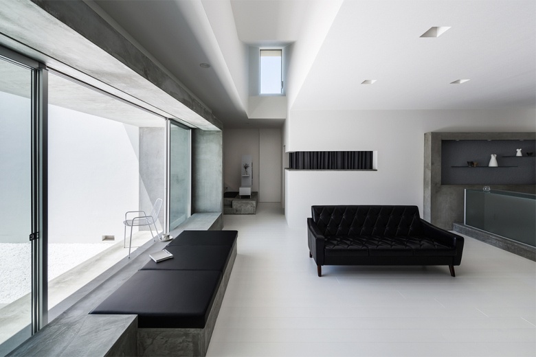 Минималистичный дом в Амстердаме от Kouichi Kimura Architects