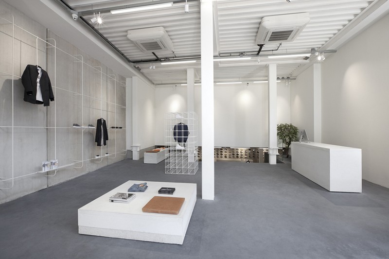 ETQ открыл свой первый брендовый магазин в Амстердаме