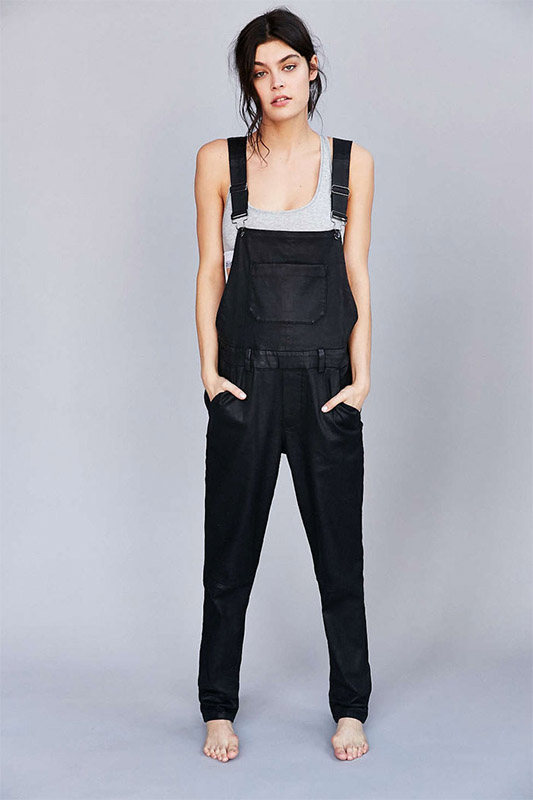 Лубук совместной коллекции Calvin Klein Jeans и Urban Outfitters