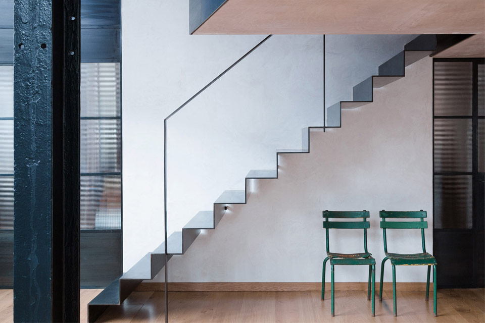 Sadie Snelson Architects создало квартиру с интерьером в стиле лофт