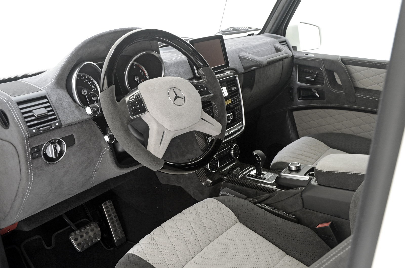 Brabus модернизировал Mercedes-Benz G500 с укороченной колесной базой
