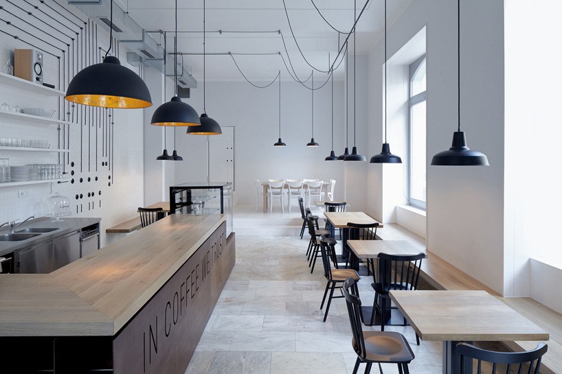 Чешская студия Mimosa Architekti создали дизайн интерьера бистро в Праге