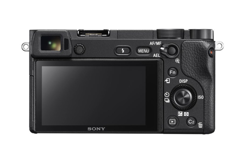 Sony анонсировала компактную беззеркальную камеру Alpha A6300