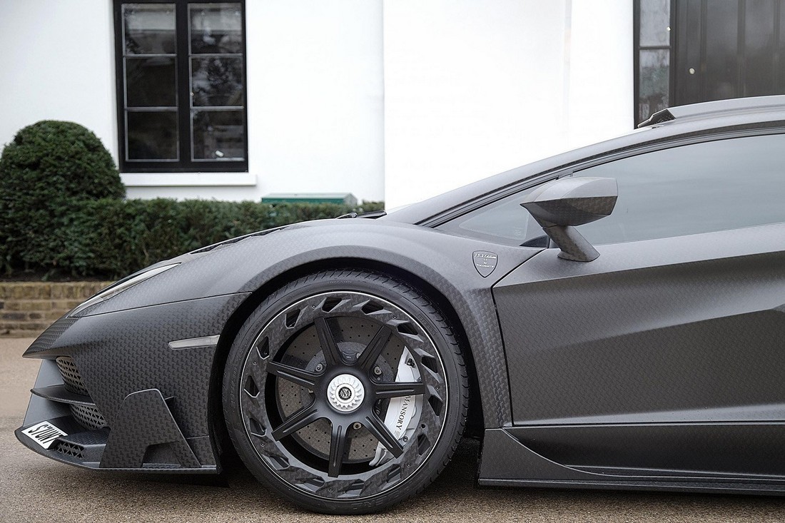 Выпущена 818-сильная спецверсия Lamborghini Aventador