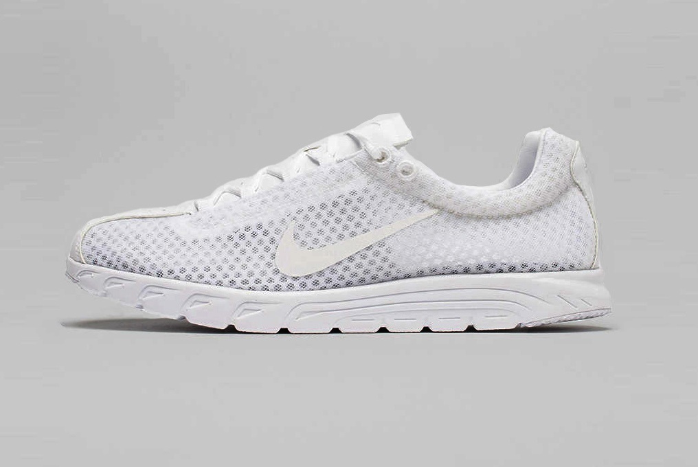 Компания Nike выпускает премиальную модель Mayfly в белоснежно-белом цвете