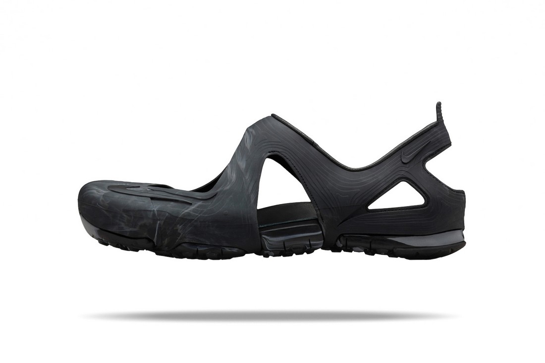 Жидкие силуэты стали украшением последних NikeLab Free Rift Sandal