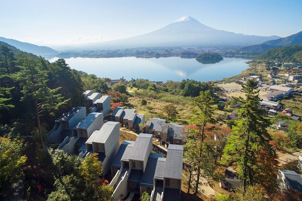 Курорт с видом на гору Фудзи
