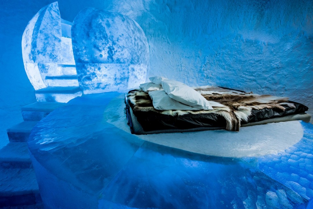 30 тысяч литров воды: в Швеции заработал круглогодичный ледяной отель