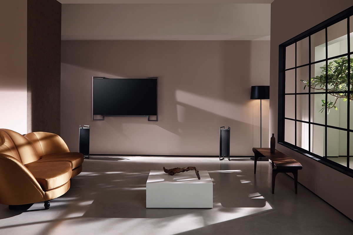 Новый телевизор от Loewe вдохновлен ар-деко и стилем «Баухаус»